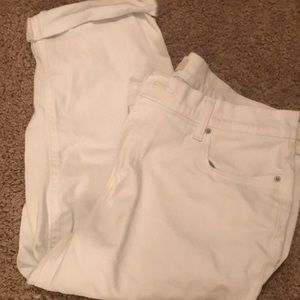 Levi Strauss Women’s’ White Jean Capris Size 14